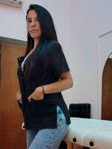 Melina4